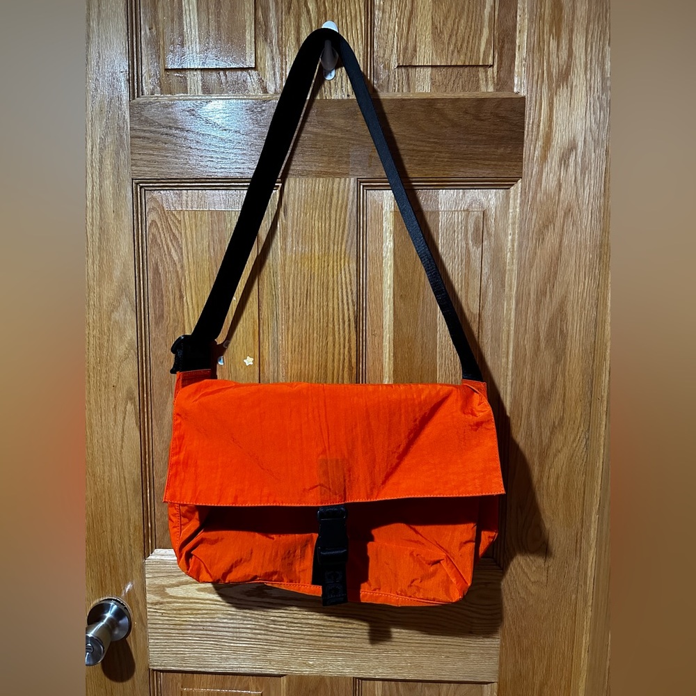 Baggu Messenger Bag
